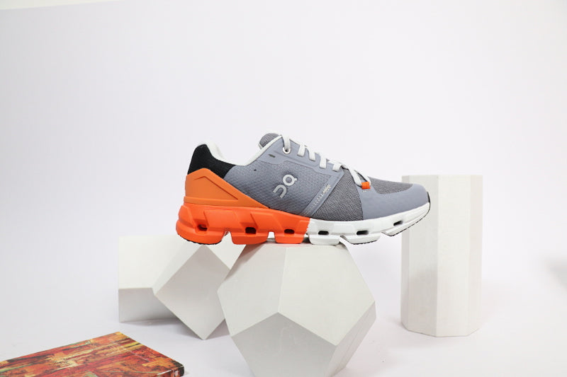 ON Cloudflyer4