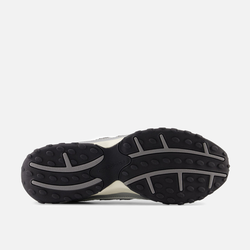 204L - SILVER METALLIC / BLACK